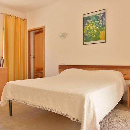 Residencial Che Guevara Bed & Breakfast Mindelo Extérieur photo