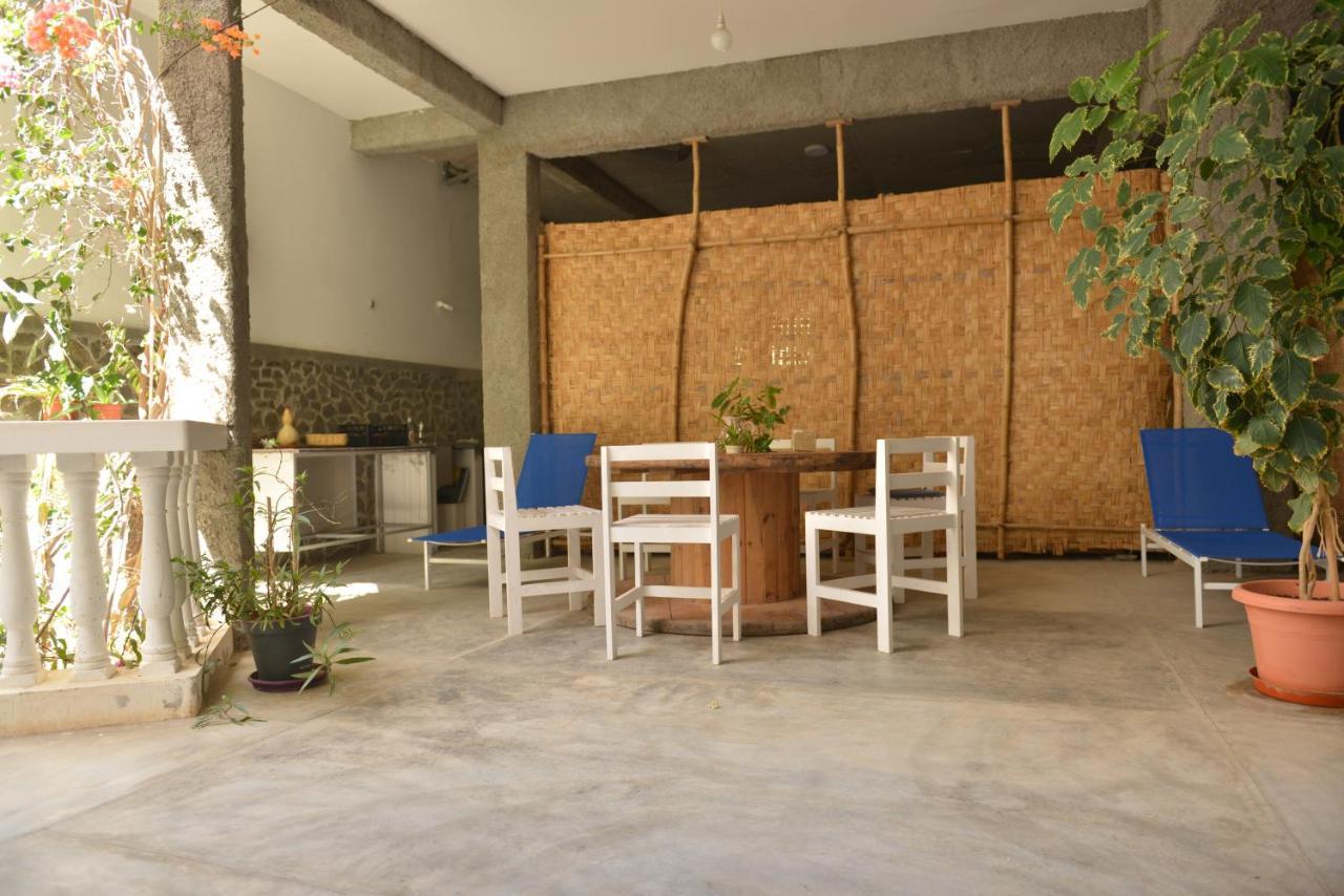 Residencial Che Guevara Bed & Breakfast Mindelo Extérieur photo