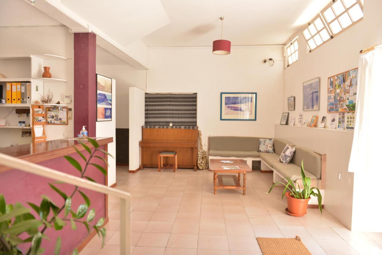 Residencial Che Guevara Bed & Breakfast Mindelo Extérieur photo