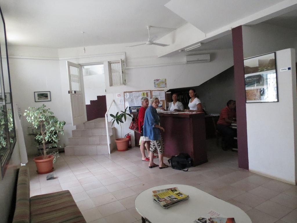 Residencial Che Guevara Bed & Breakfast Mindelo Extérieur photo