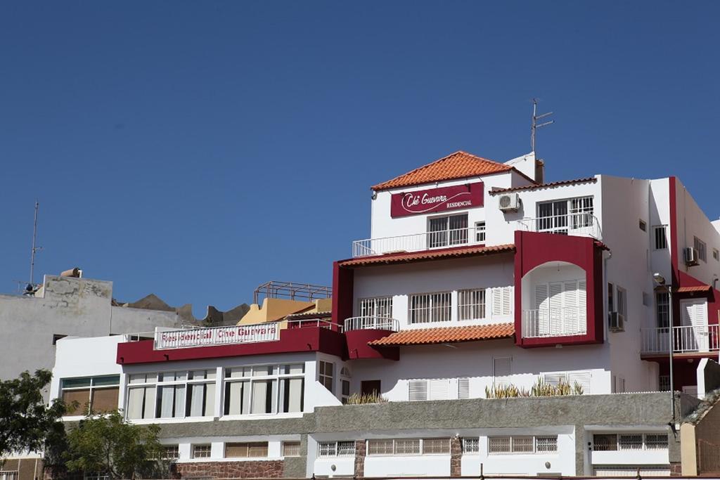 Residencial Che Guevara Bed & Breakfast Mindelo Extérieur photo