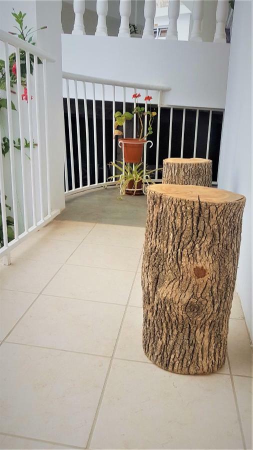 Residencial Che Guevara Bed & Breakfast Mindelo Extérieur photo