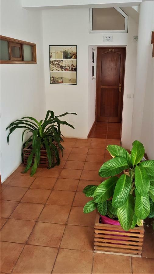 Residencial Che Guevara Bed & Breakfast Mindelo Extérieur photo